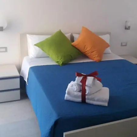 Tra Cielo E Mare 3* Pietra Ligure